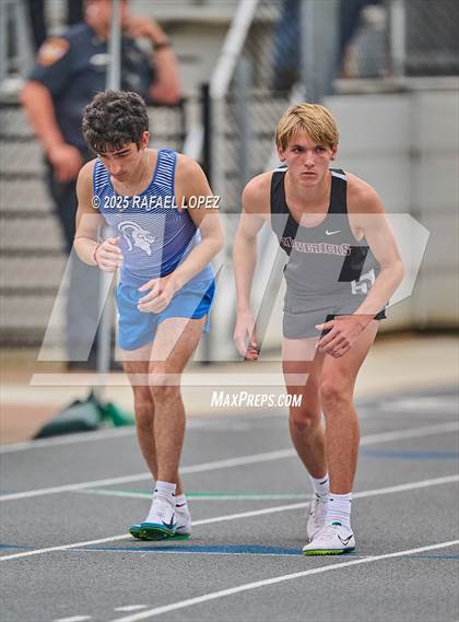 Thumbnail 1 in Cooper Dragon Invitational (3200M) photogallery.