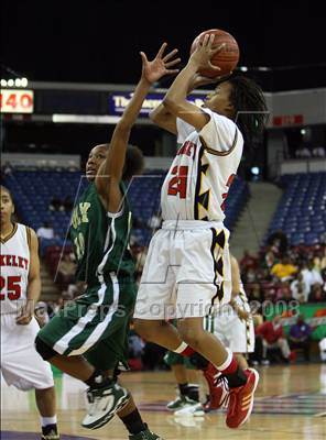 Thumbnail 1 in Berkeley vs. Poly (CIF State D1 Final) photogallery.