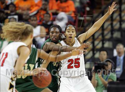 Thumbnail 3 in Berkeley vs. Poly (CIF State D1 Final) photogallery.