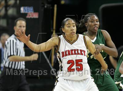 Thumbnail 1 in Berkeley vs. Poly (CIF State D1 Final) photogallery.
