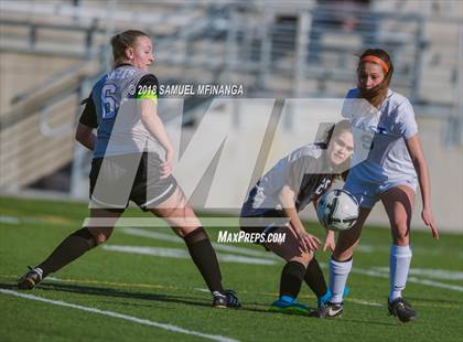Thumbnail 1 in Lincoln Northeast @ Lincoln East photogallery.