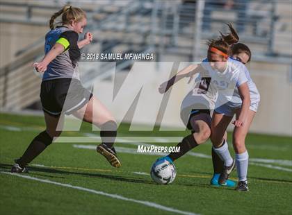 Thumbnail 1 in Lincoln Northeast @ Lincoln East photogallery.