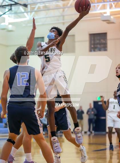 Thumbnail 2 in Legend vs Aurora Central photogallery.