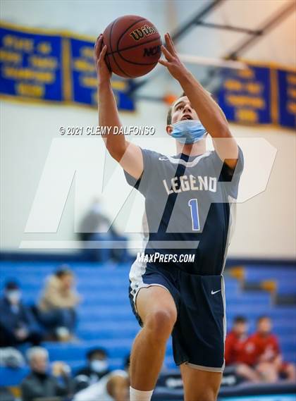Thumbnail 2 in Legend vs Aurora Central photogallery.