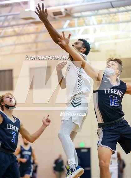 Thumbnail 2 in Legend vs Aurora Central photogallery.