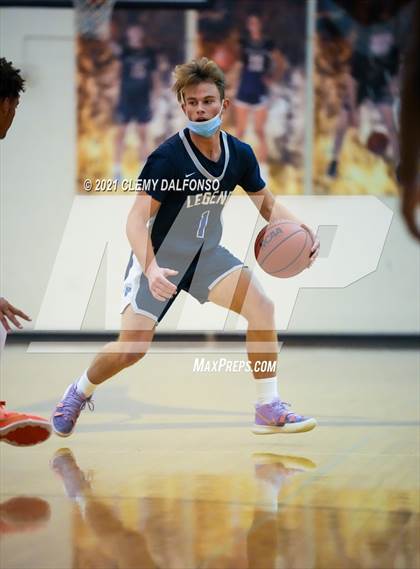 Thumbnail 2 in Legend vs Aurora Central photogallery.