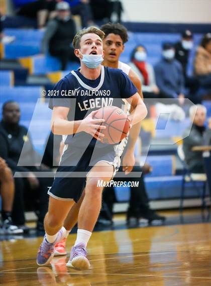 Thumbnail 2 in Legend vs Aurora Central photogallery.