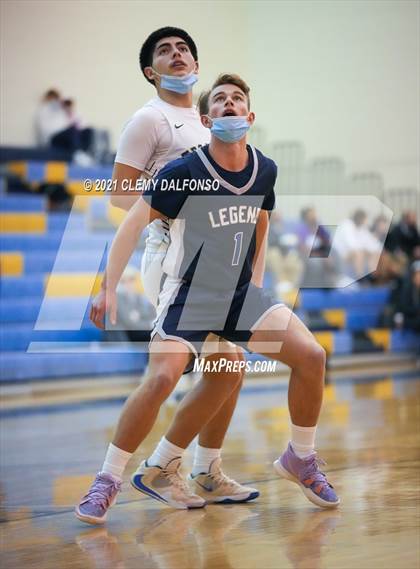 Thumbnail 1 in Legend vs Aurora Central photogallery.