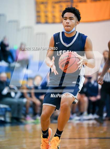 Thumbnail 1 in Legend vs Aurora Central photogallery.