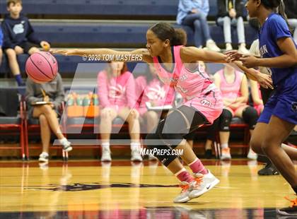 Thumbnail 3 in Charlotte Christian @ Providence Day photogallery.