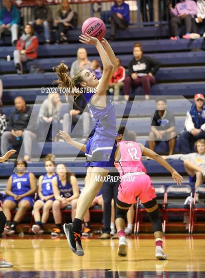 Thumbnail 3 in Charlotte Christian @ Providence Day photogallery.