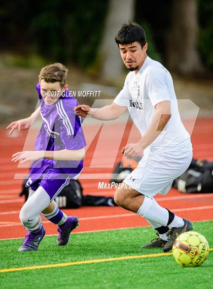 Thumbnail 3 in Lynnwood vs. Oak Harbor photogallery.