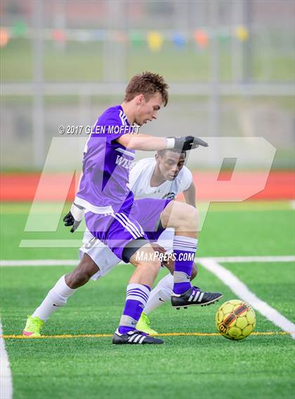 Thumbnail 3 in Lynnwood vs. Oak Harbor photogallery.