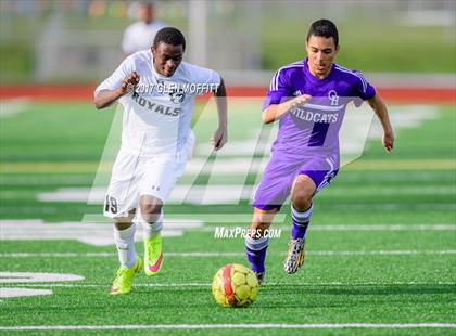 Thumbnail 3 in Lynnwood vs. Oak Harbor photogallery.