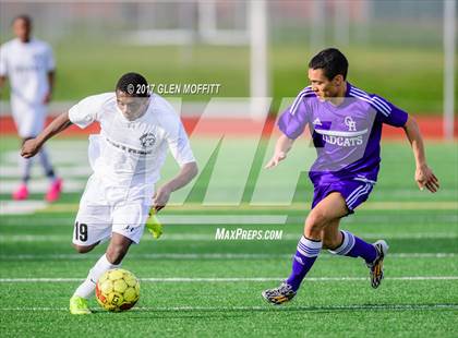 Thumbnail 3 in Lynnwood vs. Oak Harbor photogallery.