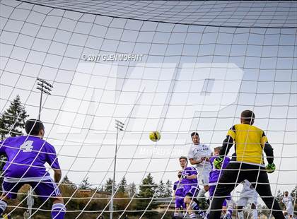 Thumbnail 2 in Lynnwood vs. Oak Harbor photogallery.