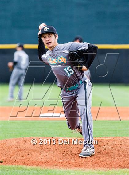 Thumbnail 1 in Plant City vs. King photogallery.