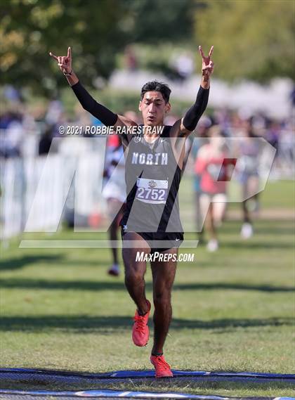 Thumbnail 1 in UIL Cross Country 6A Finals (5K) photogallery.