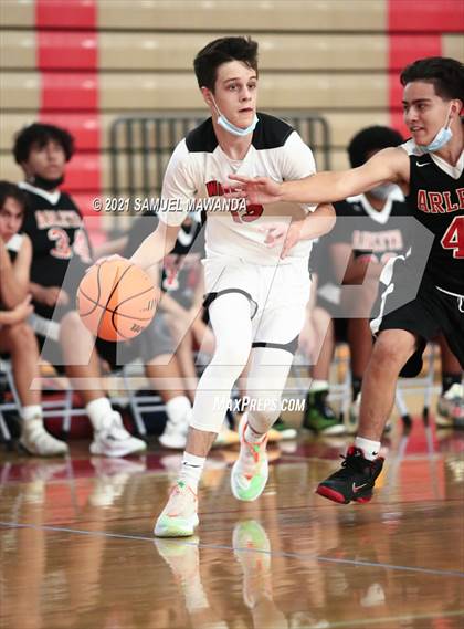 Thumbnail 3 in Arleta vs Waverly (2021 Burroughs varsity Tournament) photogallery.