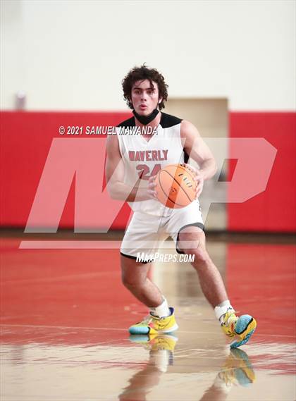 Thumbnail 3 in Arleta vs Waverly (2021 Burroughs varsity Tournament) photogallery.