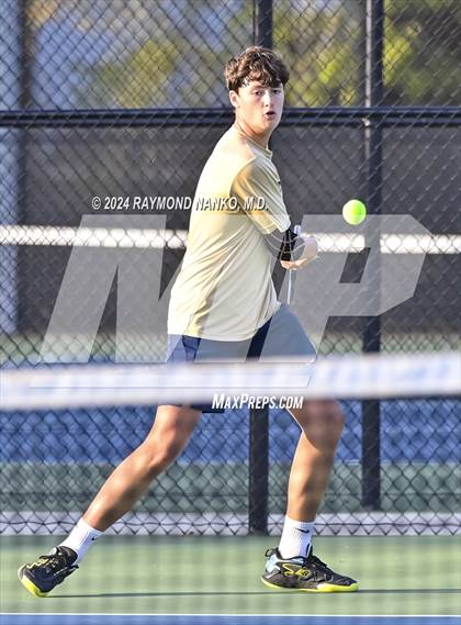 Thumbnail 2 in Delta vs Noblesville (IHSAA Region 14 Championship) photogallery.