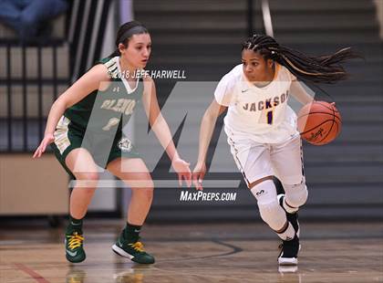Thumbnail 2 in Jackson vs. GlenOak (OHSAA Division I District Final) photogallery.