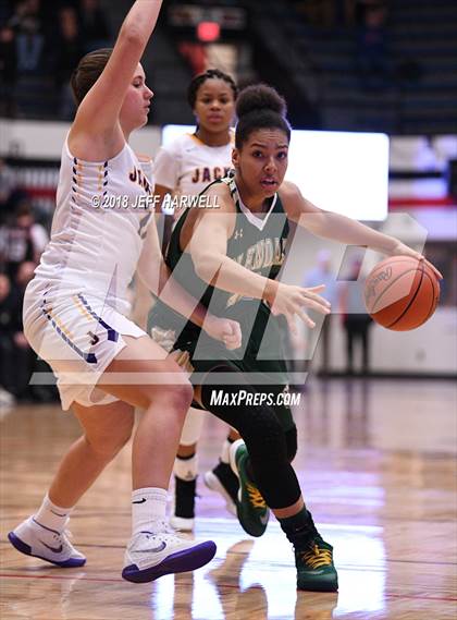 Thumbnail 2 in Jackson vs. GlenOak (OHSAA Division I District Final) photogallery.