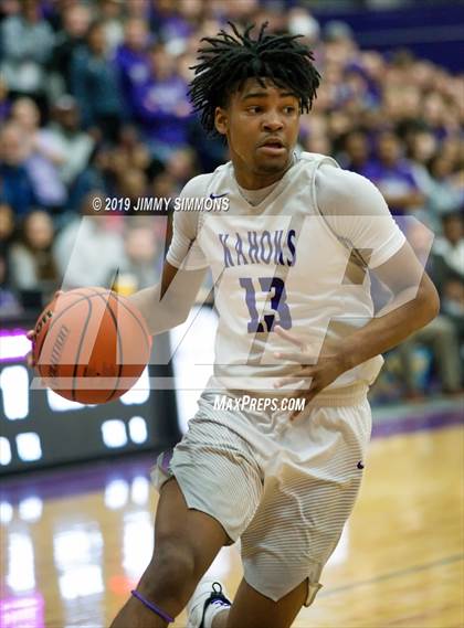 Thumbnail 1 in Collinsville vs. Alton (IHSA Regional Final) photogallery.