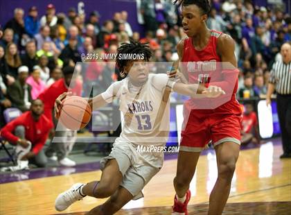 Thumbnail 1 in Collinsville vs. Alton (IHSA Regional Final) photogallery.