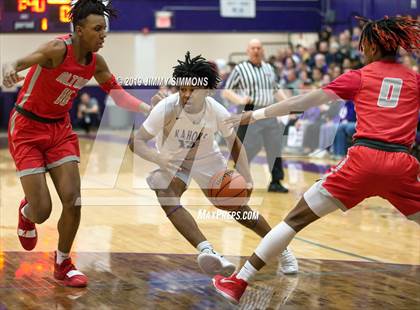Thumbnail 2 in Collinsville vs. Alton (IHSA Regional Final) photogallery.