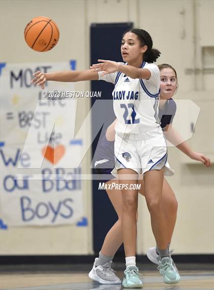 Thumbnail 2 in Marlborough vs. Desert Pines (Larry Doyle Tournament) photogallery.
