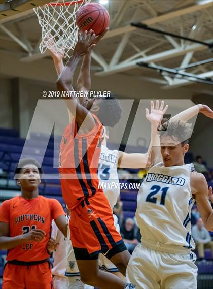 Thumbnail 1 in Hoggard vs. Southern Lee (Cumberland County Holiday Classic - 2nd Round) photogallery.