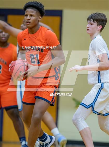 Thumbnail 1 in Hoggard vs. Southern Lee (Cumberland County Holiday Classic - 2nd Round) photogallery.