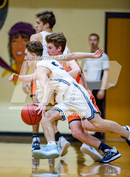 Thumbnail 2 in Hoggard vs. Southern Lee (Cumberland County Holiday Classic - 2nd Round) photogallery.