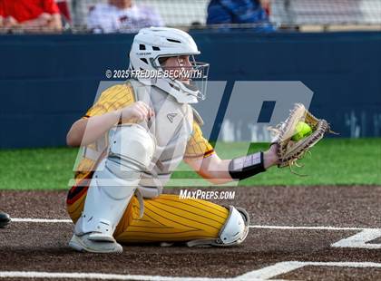 Thumbnail 2 in S & S Consolidated @ Hooks (UIL 3A Regional Semifinal Playoff) photogallery.
