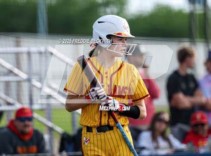 Thumbnail 1 in S & S Consolidated @ Hooks (UIL 3A Regional Semifinal Playoff) photogallery.