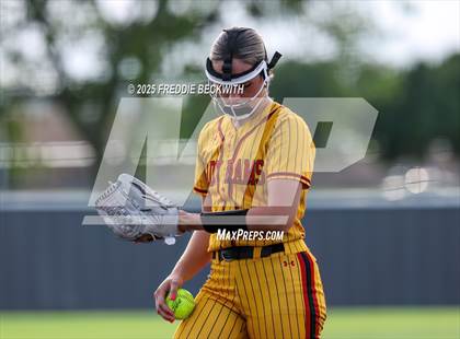 Thumbnail 2 in S & S Consolidated @ Hooks (UIL 3A Regional Semifinal Playoff) photogallery.