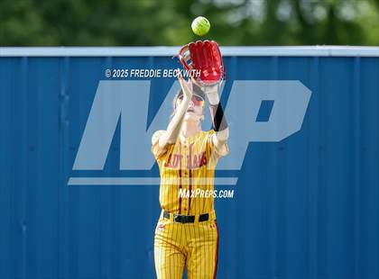 Thumbnail 1 in S & S Consolidated @ Hooks (UIL 3A Regional Semifinal Playoff) photogallery.