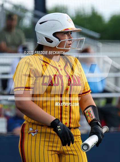 Thumbnail 2 in S & S Consolidated @ Hooks (UIL 3A Regional Semifinal Playoff) photogallery.