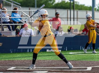Thumbnail 1 in S & S Consolidated @ Hooks (UIL 3A Regional Semifinal Playoff) photogallery.