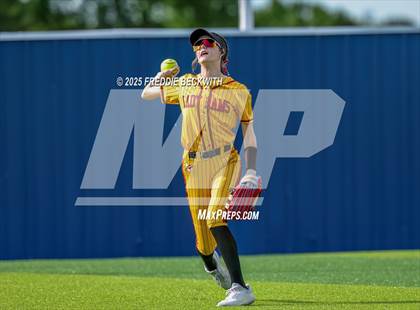 Thumbnail 2 in S & S Consolidated @ Hooks (UIL 3A Regional Semifinal Playoff) photogallery.