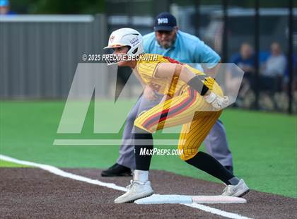Thumbnail 1 in S & S Consolidated @ Hooks (UIL 3A Regional Semifinal Playoff) photogallery.