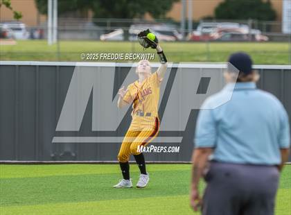 Thumbnail 1 in S & S Consolidated @ Hooks (UIL 3A Regional Semifinal Playoff) photogallery.
