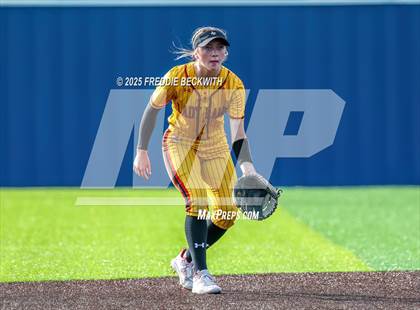 Thumbnail 1 in S & S Consolidated @ Hooks (UIL 3A Regional Semifinal Playoff) photogallery.
