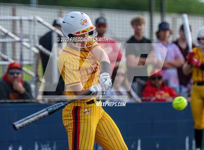 Thumbnail 3 in S & S Consolidated @ Hooks (UIL 3A Regional Semifinal Playoff) photogallery.