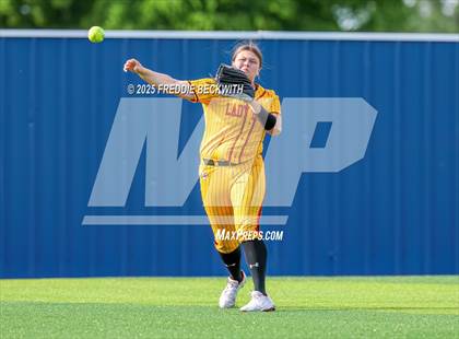 Thumbnail 3 in S & S Consolidated @ Hooks (UIL 3A Regional Semifinal Playoff) photogallery.