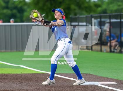 Thumbnail 1 in S & S Consolidated @ Hooks (UIL 3A Regional Semifinal Playoff) photogallery.