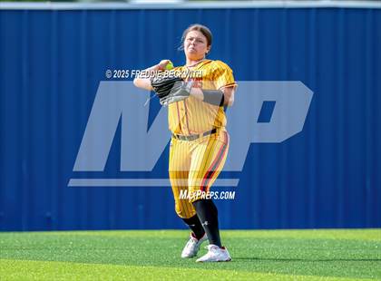 Thumbnail 3 in S & S Consolidated @ Hooks (UIL 3A Regional Semifinal Playoff) photogallery.