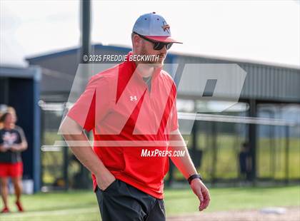 Thumbnail 1 in S & S Consolidated @ Hooks (UIL 3A Regional Semifinal Playoff) photogallery.
