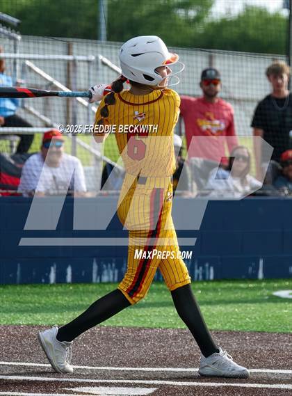 Thumbnail 1 in S & S Consolidated @ Hooks (UIL 3A Regional Semifinal Playoff) photogallery.